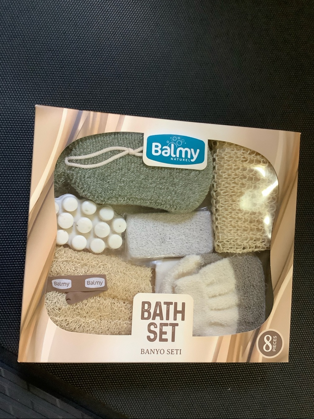 Bainy 8-Piece Bath Accessory Set in Green & Neutral